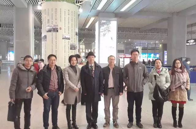 東方龍商務(wù)CEO陳谷音陪同四批投資選址項目方針對性考察南京棲霞區(qū) 東方龍商務(wù)CEO陳谷音陪同四批投資選址項目方針對性考察南京棲霞區(qū)