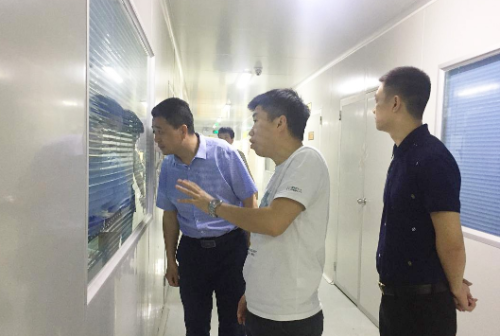 陪同政府園區(qū)對(duì)接考察高端觸摸屏及蓋板投資選址項(xiàng)目,高效推進(jìn)項(xiàng)目建設(shè)工作 陪同政府園區(qū)對(duì)接考察高端觸摸屏及蓋板投資選址項(xiàng)目,高效推進(jìn)項(xiàng)目建設(shè)工作