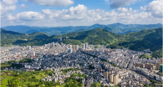 集團(tuán)全力助推福建省周寧縣委托招商引資，打造宜居宜業(yè)宜游的“云端之城”