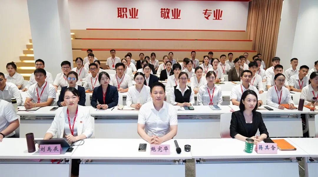放大項(xiàng)目開發(fā)量，提振發(fā)展精氣神！9月上旬，集團(tuán)共34個(gè)優(yōu)質(zhì)投資選址項(xiàng)目通過評(píng)估