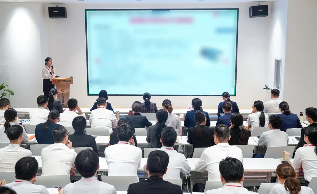 迎進博，抓服務，東方龍商務再出擊！10月下旬，集團共35個優(yōu)質投資選址項目通過評估