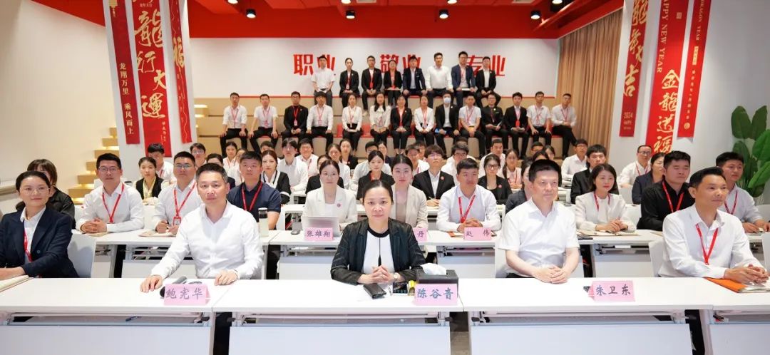 抓龍頭，鑄鏈條，強(qiáng)招商！5月下旬，集團(tuán)共39個(gè)優(yōu)質(zhì)投資選址項(xiàng)目通過評(píng)估