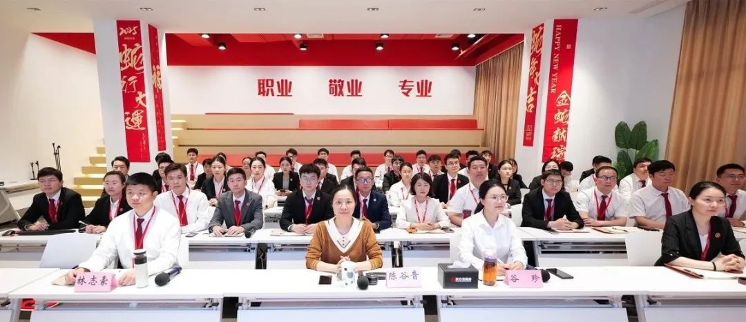 評(píng)估是起點(diǎn)，落地是終點(diǎn)！4月上旬，集團(tuán)共32個(gè)優(yōu)質(zhì)投資選址項(xiàng)目通過評(píng)估